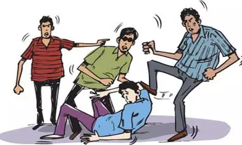Sonipat: शराब के ठेकेदारों के द्वारा दलित परिवार के युवकों के साथ मारपीट