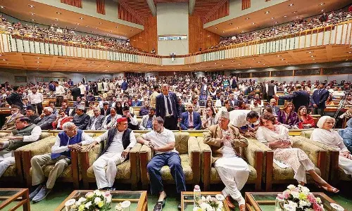 मुख्यमंत्री J&K के राज्य का दर्जा शीघ्र बहाल होने को लेकर आशावादी