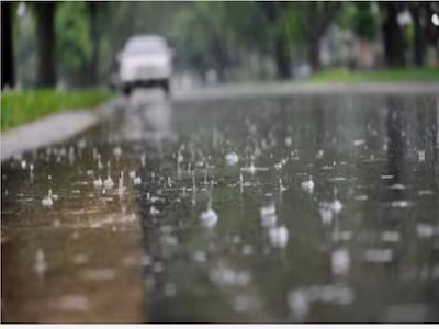 IMD ने तमिलनाडु में अगले दो-तीन दिनों में भारी बारिश और आंधी की चेतावनी दी IMD ने तमिलनाडु में अगले दो-तीन दिनों में भारी बारिश और आंधी की चेतावनी दी
