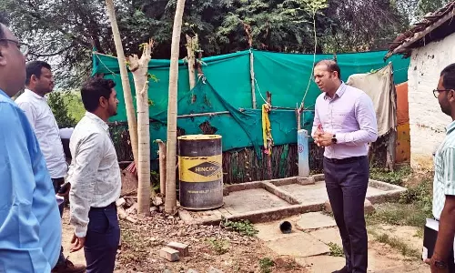 जल जीवन मिशन के संचालक डॉ. भुरे ने गांवों का दौरा कर कार्यों का किया निरीक्षण