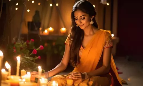 Lifestyle: इस Diwali चाहिए इंस्टेंट ग्लो फॉलो, यह नेचुरल तरीका तरय करे Lifestyle: इस Diwali चाहिए इंस्टेंट ग्लो फॉलो, यह नेचुरल तरीका तरय करे