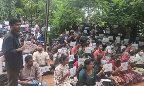Telangana: ग्रुप 1 मेन्स के अभ्यर्थियों का लगातार दूसरे दिन भी विरोध प्रदर्शन जारी