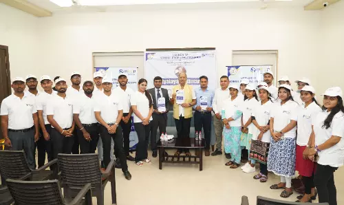 सांसद बृजमोहन ने विद्यालय रूपांतरण कार्यक्रम का किया शुभारंभ सांसद बृजमोहन ने विद्यालय रूपांतरण कार्यक्रम का किया शुभारंभ