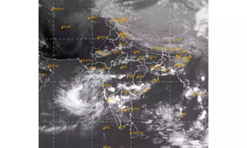 Andaman Sea पर चक्रवाती परिसंचरण की संभावना