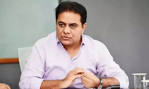 पहली बार इन मुश्किल हालातों में: KTR की दिलचस्प टिप्पणियाँ