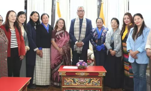 Sikkim महिला उद्यमी फोरम सोसायटी ने राज्यपाल से मुलाकात की