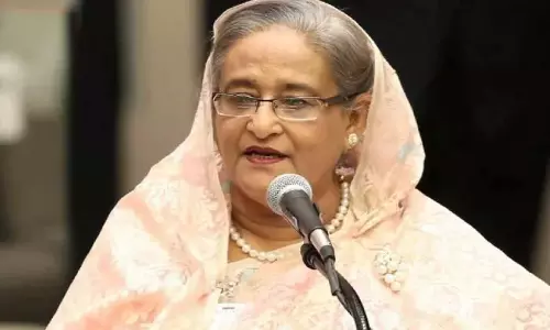 Bangladesh न्यायाधिकरण ने हसीना के खिलाफ गिरफ्तारी वारंट जारी किया Bangladesh न्यायाधिकरण ने हसीना के खिलाफ गिरफ्तारी वारंट जारी किया