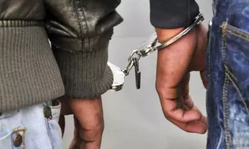 Assam : गुवाहाटी में हनी ट्रैप के आरोप में दो लोग गिरफ्तार