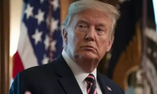Trump की टीम दूसरे कार्यकाल के लिए प्रतिबंधित कर्मचारियों की सूची तैयार कर रही Trump की टीम दूसरे कार्यकाल के लिए प्रतिबंधित कर्मचारियों की सूची तैयार कर रही