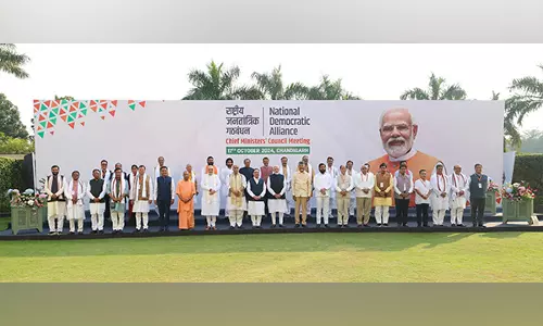 प्रधानमंत्री मोदी ने NDA के मुख्यमंत्रियों और उपमुख्यमंत्रियों की बैठक की अध्यक्षता की
