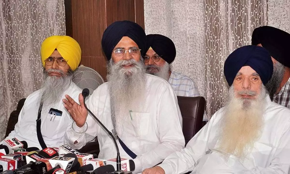 Punjab: तख्त के निर्देश के बाद एसजीपीसी ने जत्थेदार का इस्तीफा नामंजूर किया