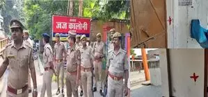 Bahraich violence: घरों पर लाल निशान से स्थानीय निवासियों में दहशत