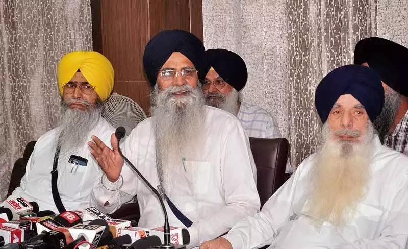 तख्त के निर्देश के बाद SGPC ने जत्थेदार का इस्तीफा नामंजूर किया