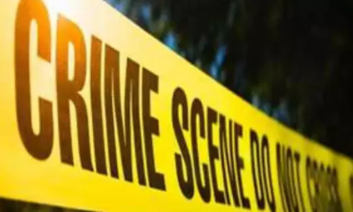 बाड़ी में हत्या, 2 टुकड़ों में मिली युवक की लाश बाड़ी में हत्या, 2 टुकड़ों में मिली युवक की लाश