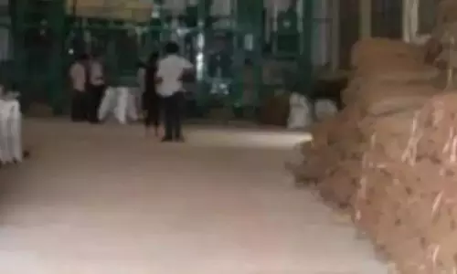 3 राईस मिलर्स पर कार्रवाई, लाखों रुपए का धान और चावल जब्त