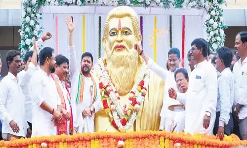 Karnataka: कर्नाटक के बेल्लारी में नागेंद्र का भव्य स्वागत Karnataka: कर्नाटक के बेल्लारी में नागेंद्र का भव्य स्वागत