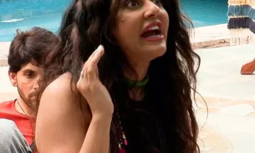Sara के सब्र का बांध टूट गया खुद को पीटने लगी अरफीन भी इमोशनल हो गई Sara के सब्र का बांध टूट गया खुद को पीटने लगी अरफीन भी इमोशनल हो गई