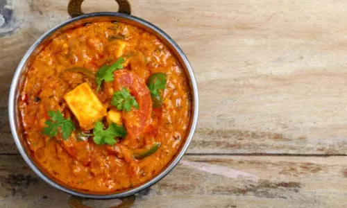Karwa Chauth डिनर के लिए बनाएं स्वादिष्ट पनीर बटर मसाला