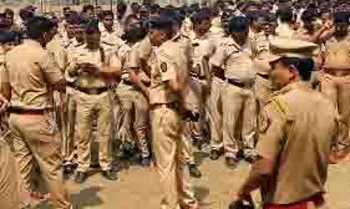 UP News:  बहराइच में सुरक्षा बढ़ाई गई, बाहरी लोगों के प्रवेश पर रोक