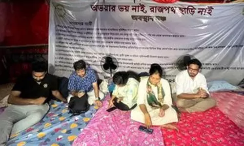 RG Kar case: जूनियर डॉक्टरों का आमरण अनशन 14वें दिन में प्रवेश कर गया