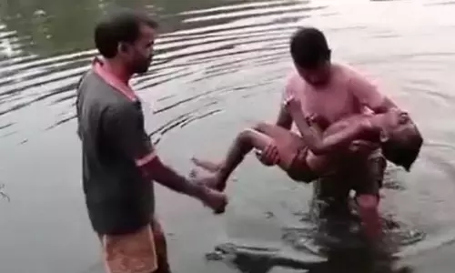 2 मासूमों की लाश तालाब में मिली, परिजनों में मची चीखपुकार