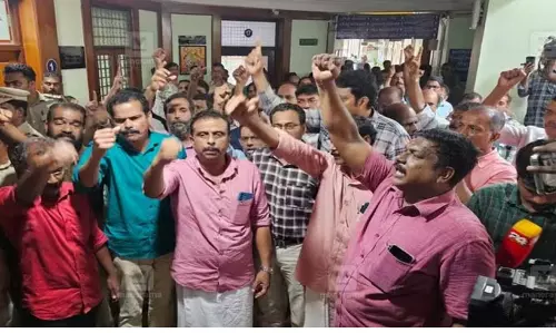 KERALA : पेट्रोल पंप मालिक, कर्मचारी यूनियन ने की जांच की मांग