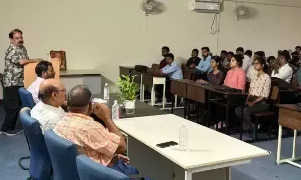 Gorakhpur: कृषि क्षेत्र में छात्रों के भविष्य की हैं अपार संभावनाएं: मंजुल प्रताप सिंह Gorakhpur: कृषि क्षेत्र में छात्रों के भविष्य की हैं अपार संभावनाएं: मंजुल प्रताप सिंह
