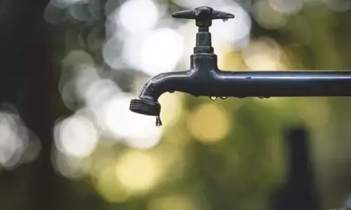 पाइपलाइन वाल्व टूटने के कारण आज BMC मुंबई में 5-10% पानी की कटौती करेगी पाइपलाइन वाल्व टूटने के कारण आज BMC मुंबई में 5-10% पानी की कटौती करेगी