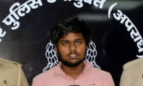 Ghaziabad: इंस्टाग्राम पर महिलाओं की फर्जी अश्लील आईडी बनाने वाला आरोपी गिरफ्तार Ghaziabad: इंस्टाग्राम पर महिलाओं की फर्जी अश्लील आईडी बनाने वाला आरोपी गिरफ्तार