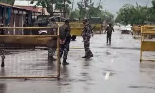 Manipur : इंफाल पश्चिम जिले में दो समूहों के बीच गोलीबारी कोई हताहत नहीं