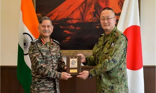 सेना प्रमुख जनरल द्विवेदी ने Japan के फूजी स्कूल का दौरा किया