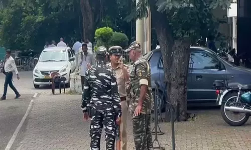 भूमि आवंटन मामले में ED ने मैसूर शहरी विकास प्राधिकरण कार्यालय पर छापा मारा भूमि आवंटन मामले में ED ने मैसूर शहरी विकास प्राधिकरण कार्यालय पर छापा मारा