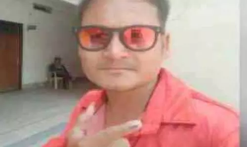 फंदे पर लटक रहा था कांग्रेस नेत्री के बेटे का शव