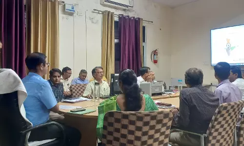 Dausa: विधानसभा चुनाव 2024 ईवीएम व वीवीपैट का प्रथम रेंडमाइजेशन सम्पन्न