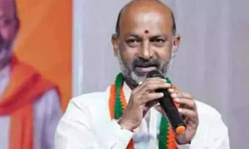Bandi Sanjay ने ग्रुप-I के अभ्यर्थियों पर लाठीचार्ज की निंदा की