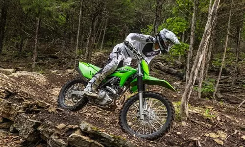 2025 कावासाकी KLX 230 जल्द ही भारत में लॉन्च होने की उम्मीद, आधिकारिक तौर पर अनावरण किया गया