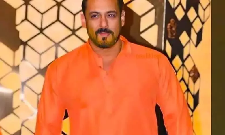 Salman Khan बिग बॉस 18 में वापस आए, फैन्स बोले- पागलपन होगा