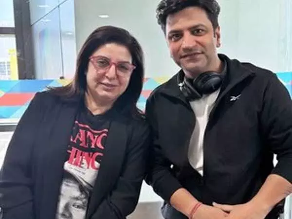 Farah Khan ने एयरपोर्ट पर सेलिब्रिटी शेफ कुणाल कपूर से मुलाकात की