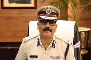 चुनाव आयोग ने DGP Anurag Gupta को हटाने का निर्देश दिया