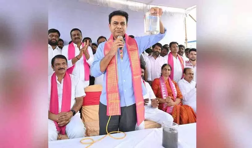 KTR ने कहा, कांग्रेस पार्टी फंड के लिए तेलंगाना पर बहुत अधिक निर्भर