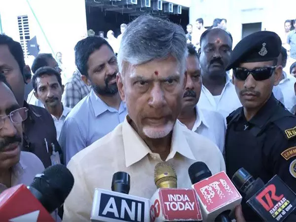 आंध्र के CM Naidu ने अमरावती को आंध्र प्रदेश की राजधानी के रूप में विकसित करने की योजना पर चर्चा की