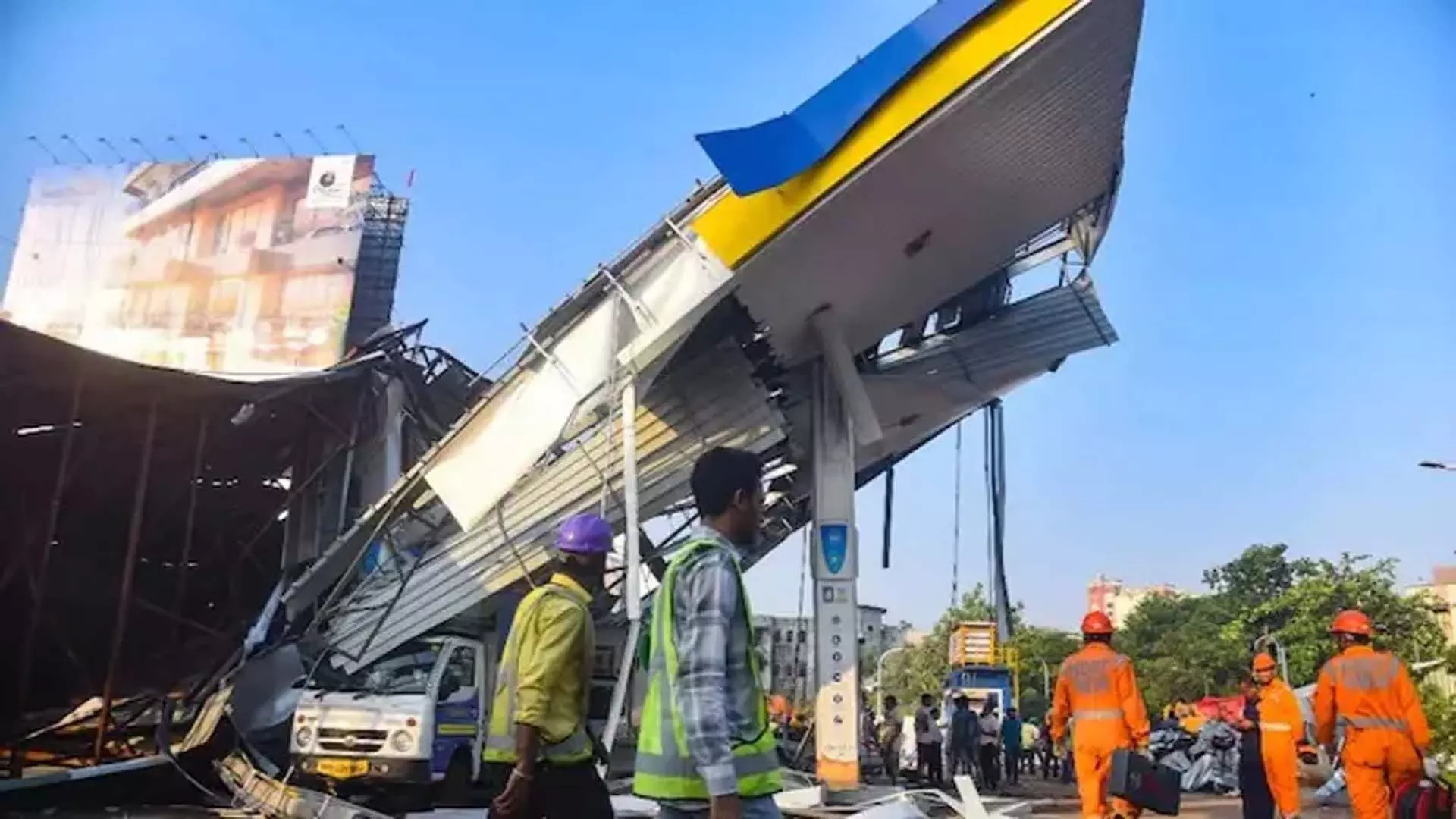 Ghatkopar Hoarding Collapse: मुख्य आरोपी भावेश भिंडे को जमानत मिल गई