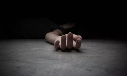 Punjab: कंबाइन हार्वेस्टर चालक की करंट से मौत Punjab: कंबाइन हार्वेस्टर चालक की करंट से मौत