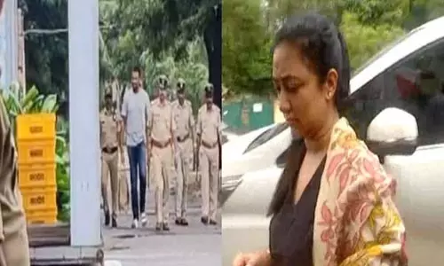 अभिनेता दर्शन के परिवार ने Bellary jail में उनसे मुलाकात की अभिनेता दर्शन के परिवार ने Bellary jail में उनसे मुलाकात की