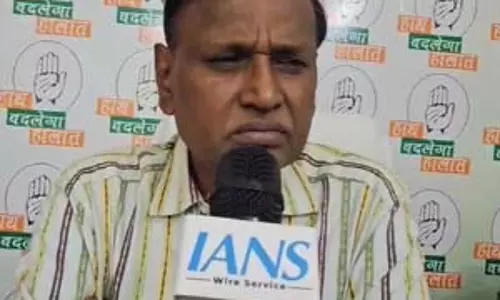 देश में संविधान और आरक्षण बचाने की लड़ाई : उदित राज देश में संविधान और आरक्षण बचाने की लड़ाई : उदित राज