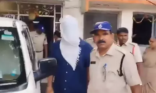 Andhra: बोरुगड्डा अनिल को राजमुंदरी सेंट्रल जेल में स्थानांतरित कर दिया गया Andhra: बोरुगड्डा अनिल को राजमुंदरी सेंट्रल जेल में स्थानांतरित कर दिया गया