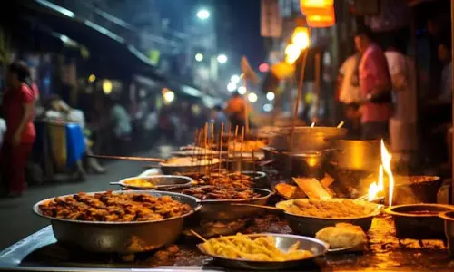Karwa Chauth अपना व्रत तोड़ने के बाद दिल्ली की इन जगहों पर स्वादिष्ट भोजन का आनंद ले Karwa Chauth अपना व्रत तोड़ने के बाद दिल्ली की इन जगहों पर स्वादिष्ट भोजन का आनंद ले