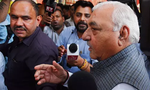 Haryana : कांग्रेस विधायकों ने हाईकमान को सीएलपी नेता नियुक्त करने का अधिकार दिया Haryana : कांग्रेस विधायकों ने हाईकमान को सीएलपी नेता नियुक्त करने का अधिकार दिया