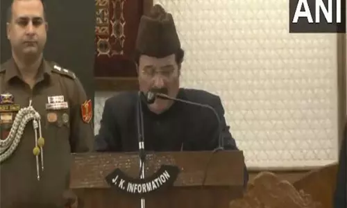 नेशनल कॉन्फ्रेंस के नेता मुबारक गुल ने J-K विधानसभा के प्रोटेम स्पीकर के रूप में शपथ ली