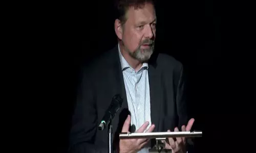 सा लद्दाख: German राजदूत फिलिप एकरमैन ने लैंड आर्ट प्रदर्शनी में भाग लिया, लद्दाख के परिदृश्य की प्रशंसा की सा लद्दाख: German राजदूत फिलिप एकरमैन ने लैंड आर्ट प्रदर्शनी में भाग लिया, लद्दाख के परिदृश्य की प्रशंसा की